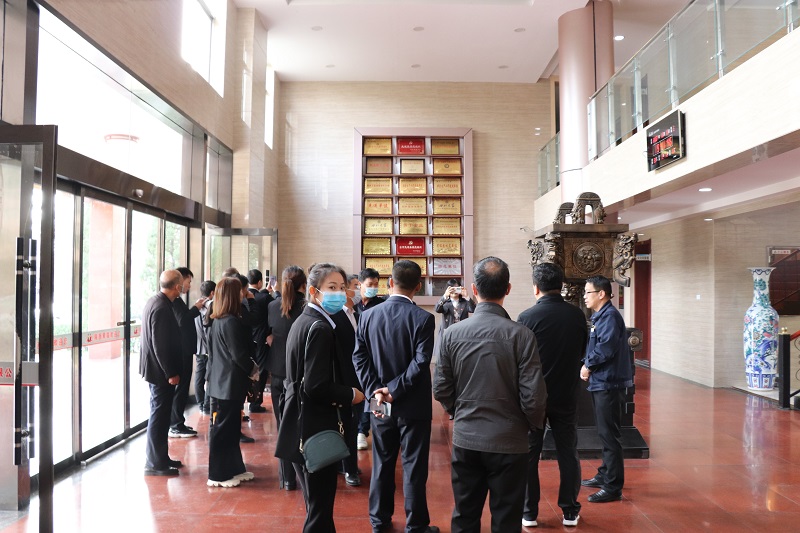 �n���н�(j��ng)�_�^(q��)�h��ί����ӛ��ɭһ���W�R��˾�W(xu��)��(x��)�����h������