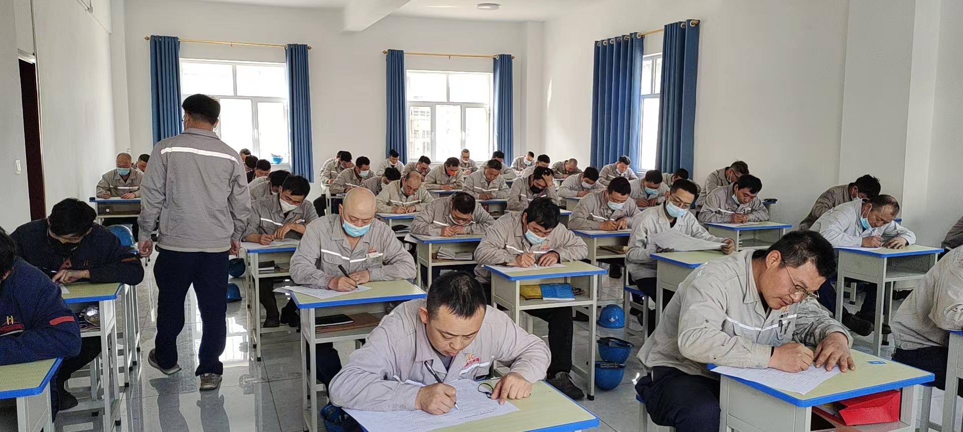 ��(n��i)�ɺ�؈�M���_(k��i)չ2022��z�޹����ܵȼ�(j��)�u(p��ng)������